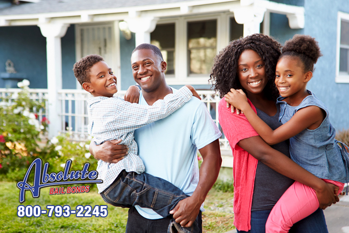 At Lynwood Absolute Bail Bonds, our bail agents are available 24 hours a day, 7 days a week to provide their help whenever you need it. Lynwood Absolute Bail Bonds