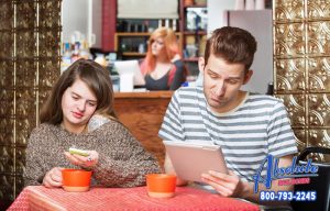 Nonverbal Communication You Need to be Aware Of