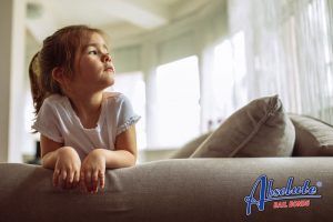 Can children be left home alone