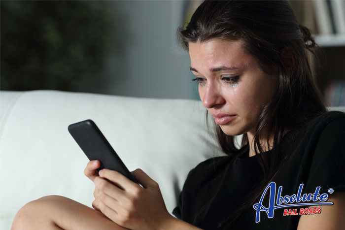 tips to help stop cyberbullying